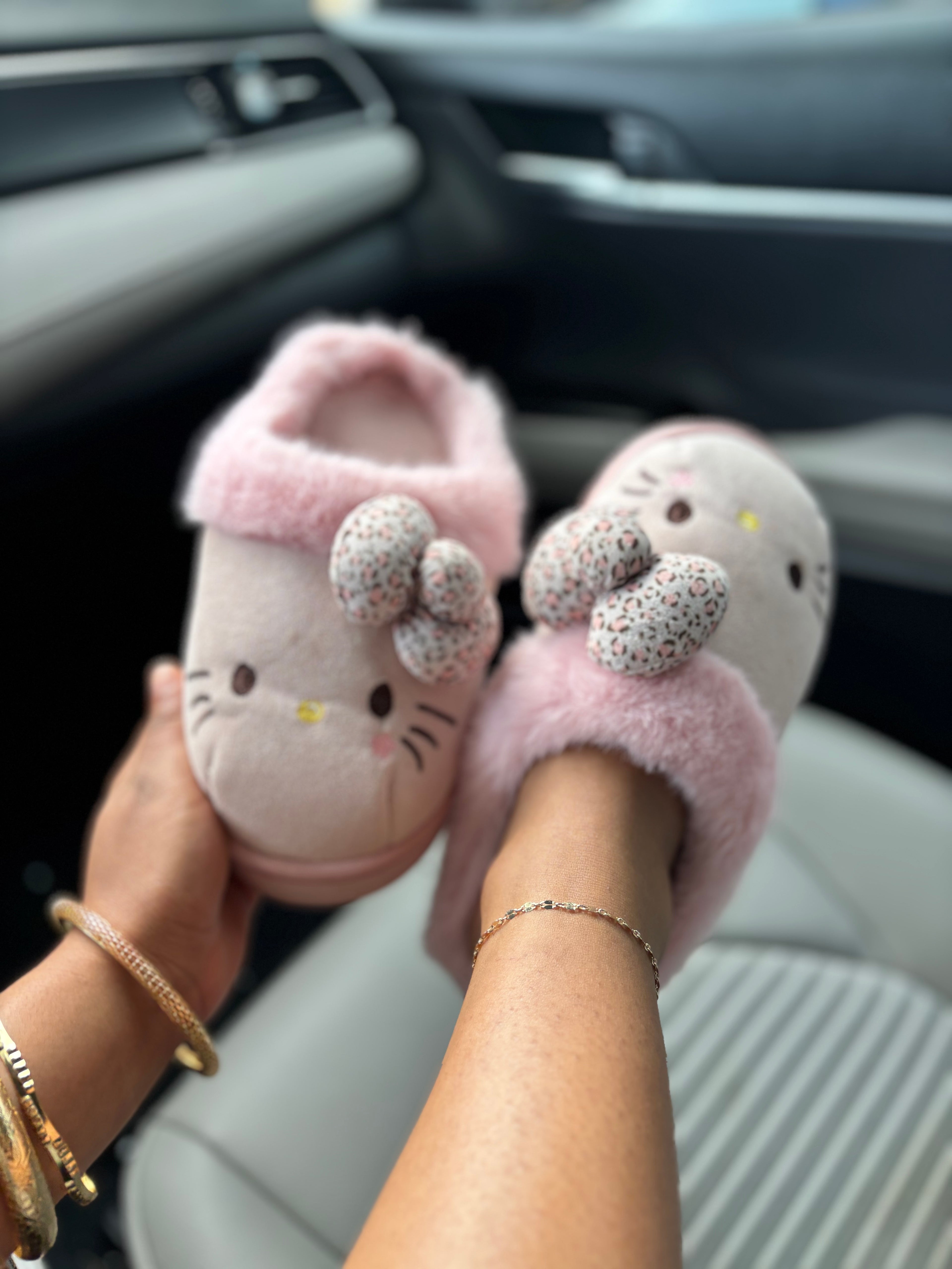 Fuzzy Hello Kitty Slippers