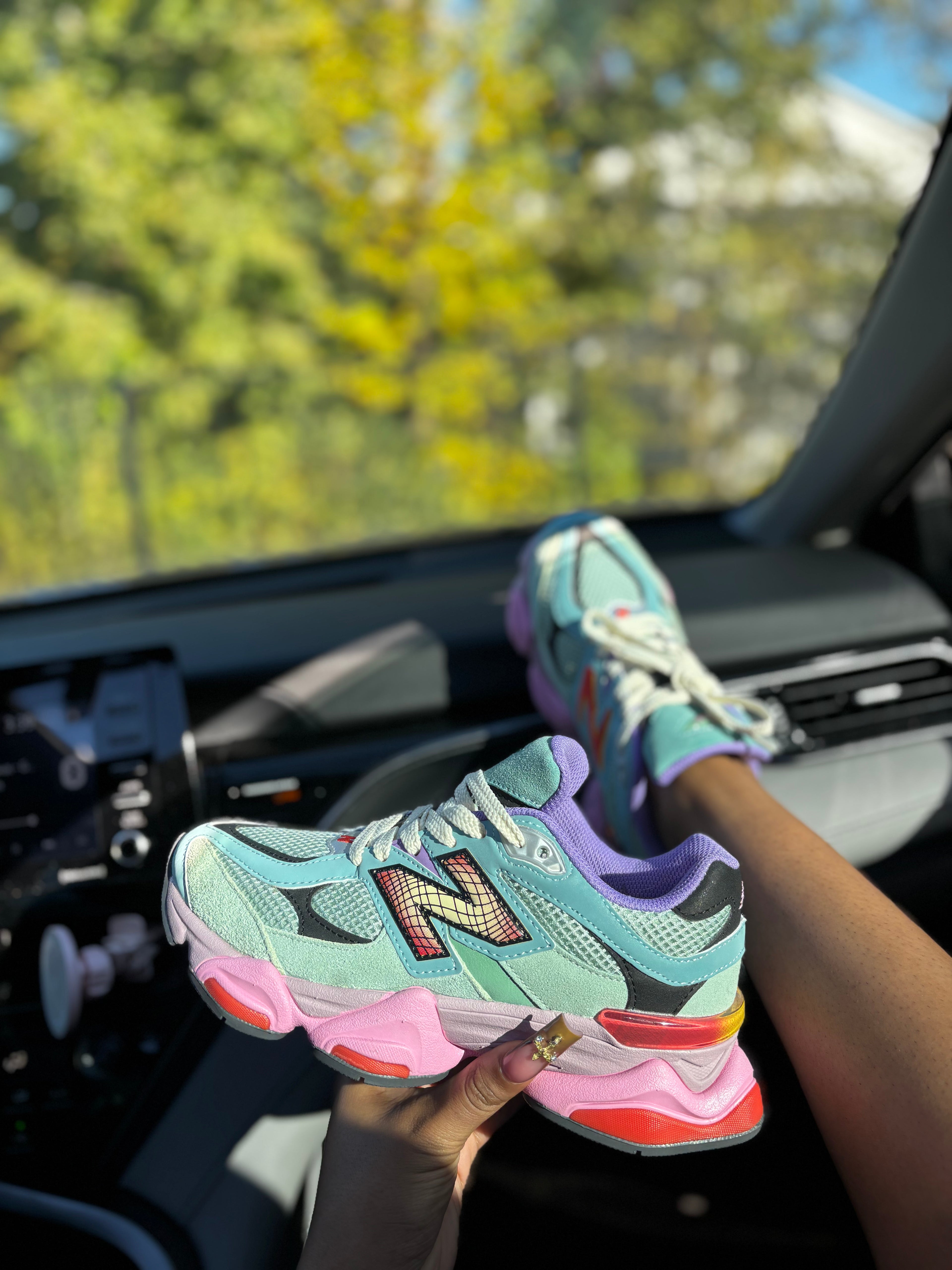 New Balance 9060